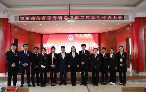 说明: E:\团委2021下\学代会筹备\陈\7C1A1068.JPG